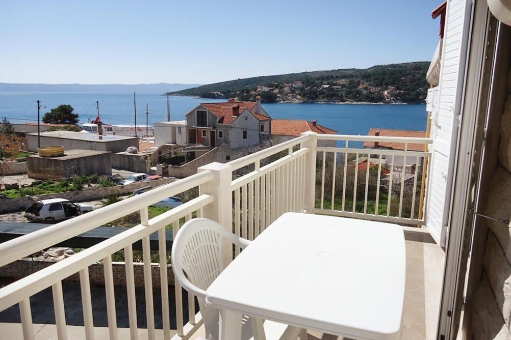 Apartments By The Sea Sumartin, Brac - 5620 Kültér fotó